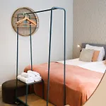 Hotel La Casa 2*