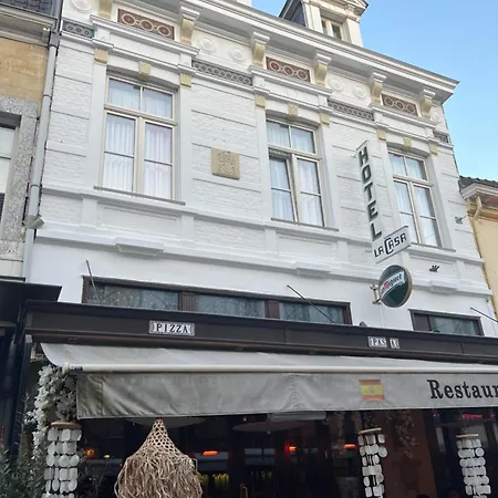 Hotel La Casa 2*