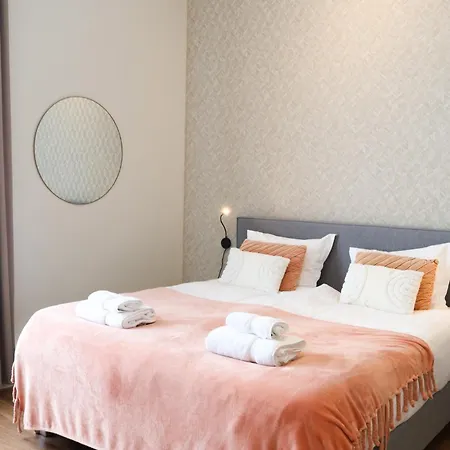 La Casa מלון Valkenburg aan de Geul